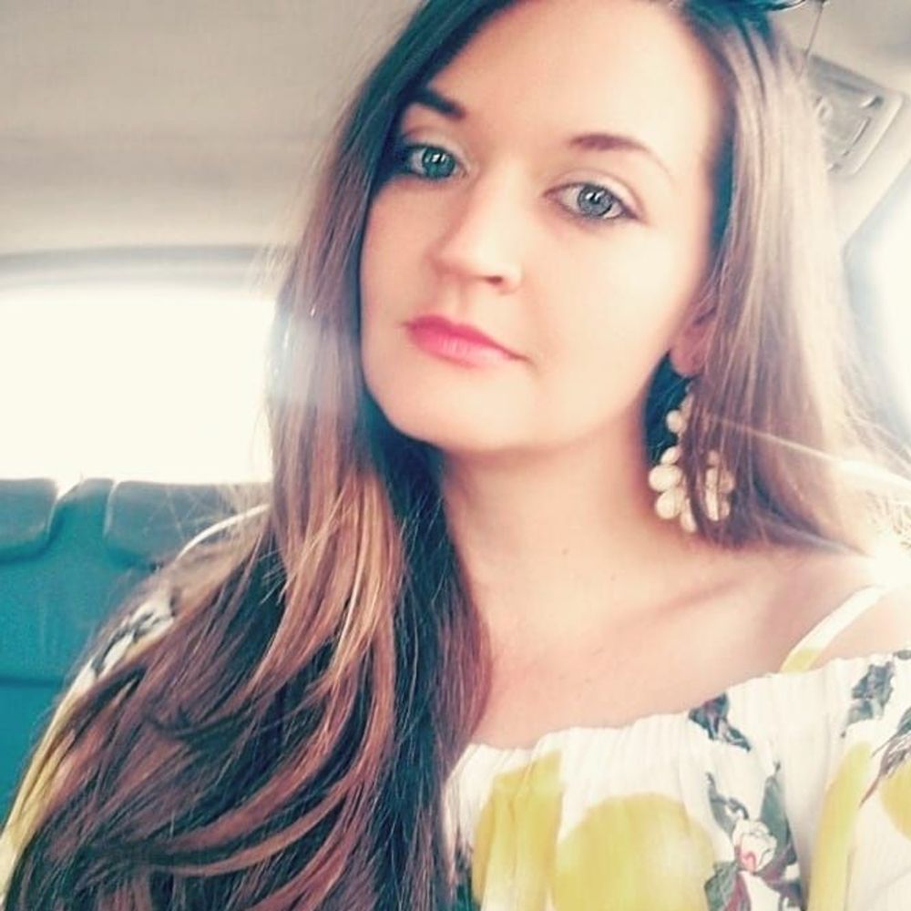 Meet your Posher, Kayli